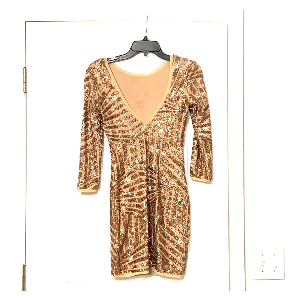 Stunning gold sequin bodycon dress